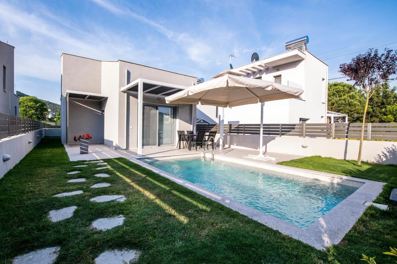 Ag Luxury Villas, Iraklitsa Nea Iraklitsa Exterior photo